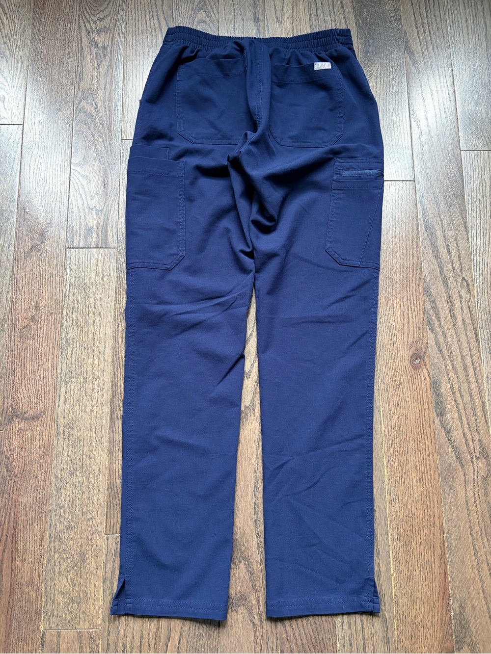 FIGS Navy Blue Straight Leg Scrub Pants Women’s XS Technical Collection - Picture 5 of 5